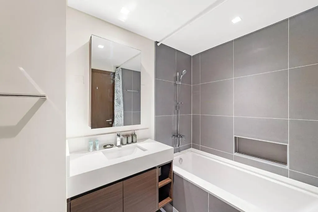 דירה דובאי Elegant 1 Bedroom In Creek Edge
