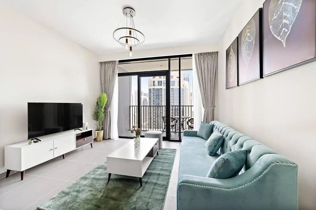 Elegant 1 Bedroom In Creek Edge contacts